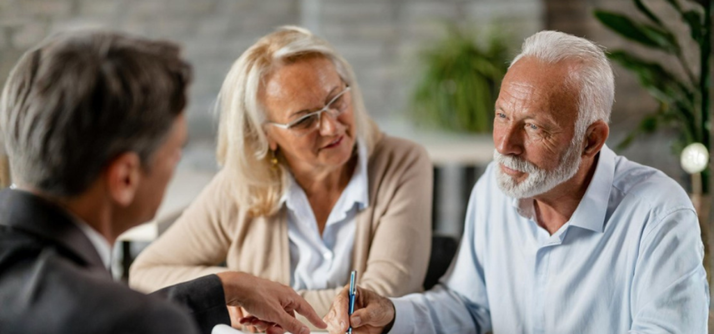 casal a a tratar da herança 